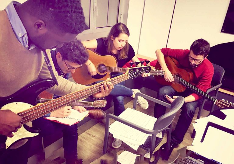 Session de musique chez Resoneo